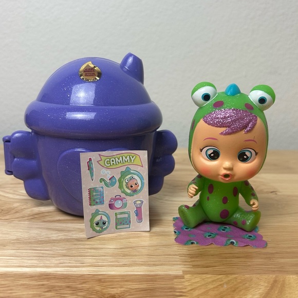 Cry Babies Magic Tears Winged House #2 RARE Cammy Doll w/ Accessories~! - Picture 1 of 8